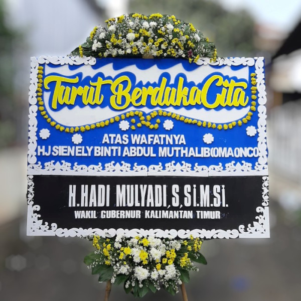 Karangan Bunga Duka  di Hulu Sungai